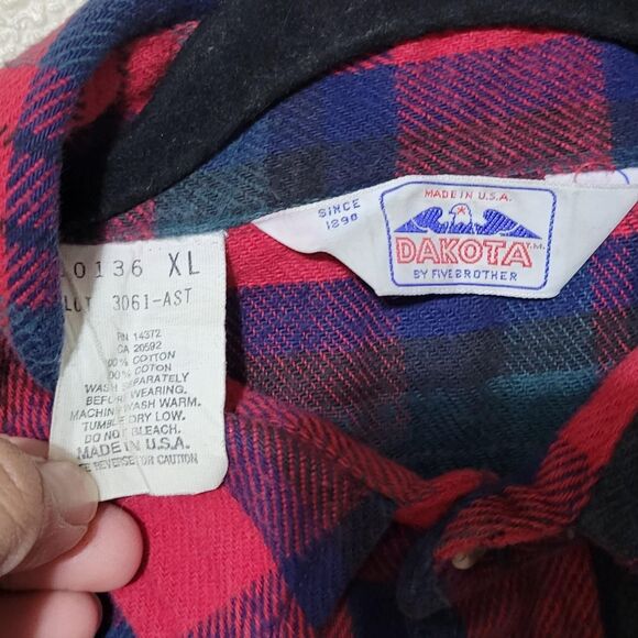 Vintage Dakota by Five Brother USA Plaid Flannel Shirt Men’s XL Red Blue Cotton - Picture 6 of 7